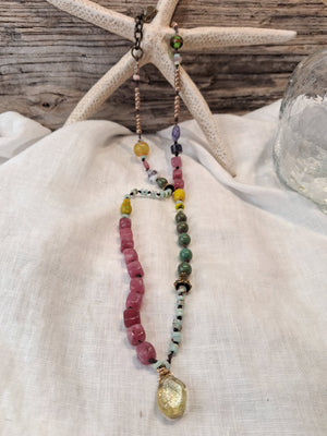 Green Jasper & Quartz Beaded Amber Pendant Necklace